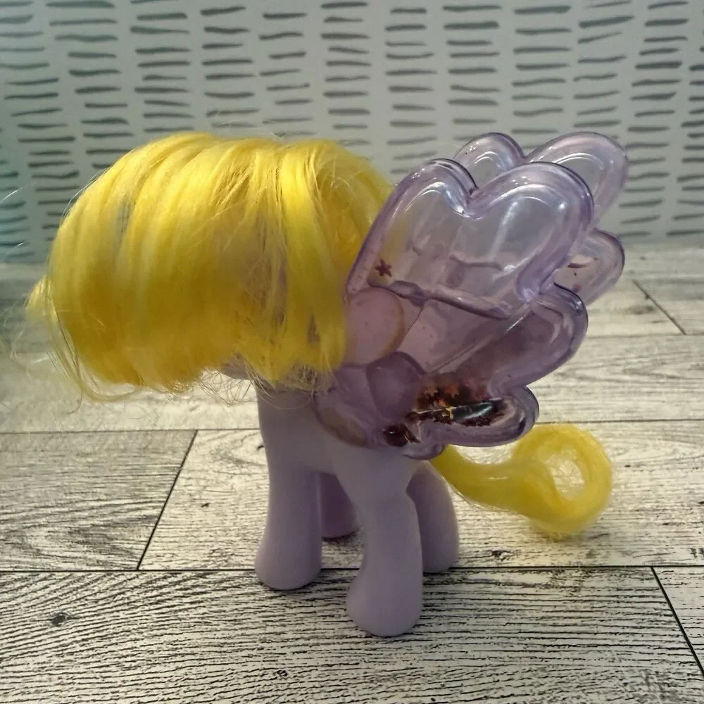 My Little Pony MLP Water Wings Lily Blossom Hasbro G4 MLP Brushable